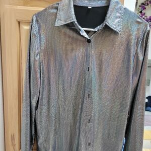 Shimmering Silver Button-Up Shirt METALIC.  LOTS OF BLING.  NEW NEVER WORN.